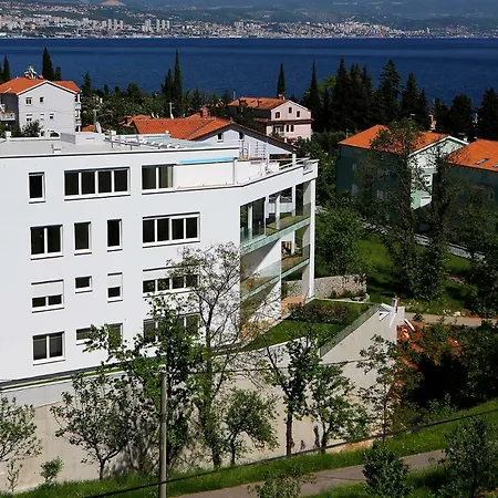 Modern Near The Sea Lägenhet Ičići