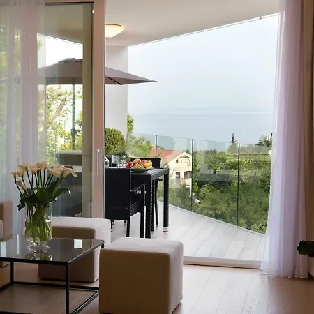 Modern Near The Sea Lägenhet Ičići