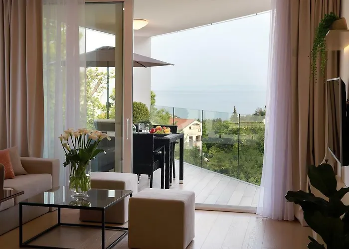 Modern Near The Sea Apartment Ičići